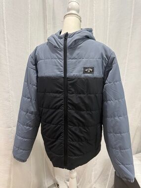 Billabong Hooded Two-Tone Puffer Jacket in Blue & Black